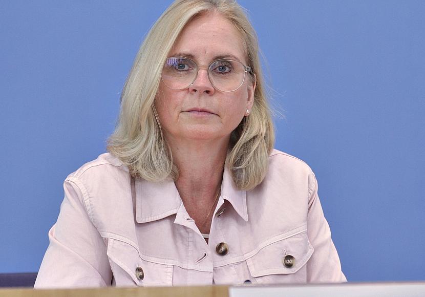 Lindholz warnt CDU und SPD vor Ende der Waffenlieferungen an Israel