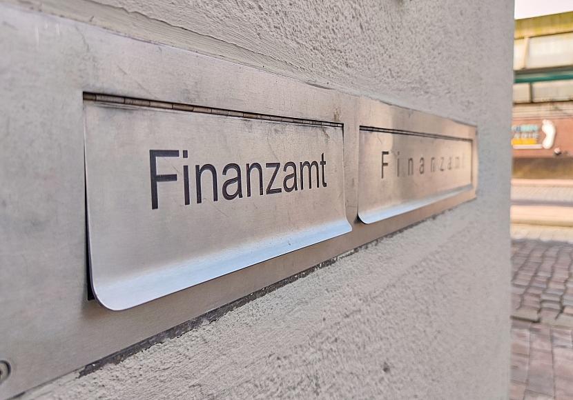 NRW und Frankreich verstärken Kampf gegen Finanzkriminalität