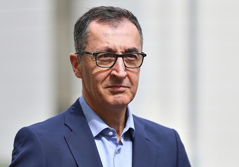 Özdemir offiziell Grünen-Spitzenkandidat in Baden-Württemberg