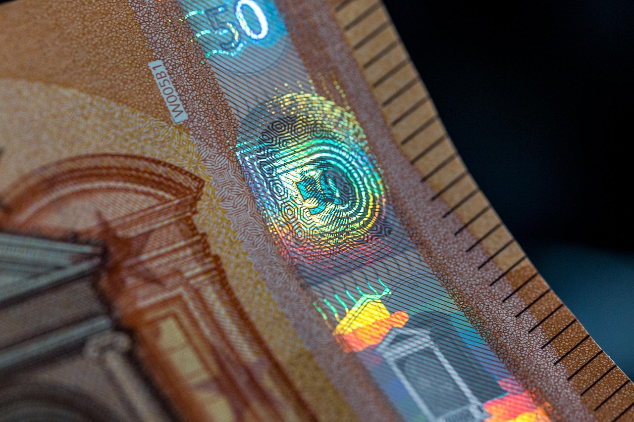 Bankkunden aufgepasst: Bald treten neue Vorschriften beim Überweisen von Geld in Kraft