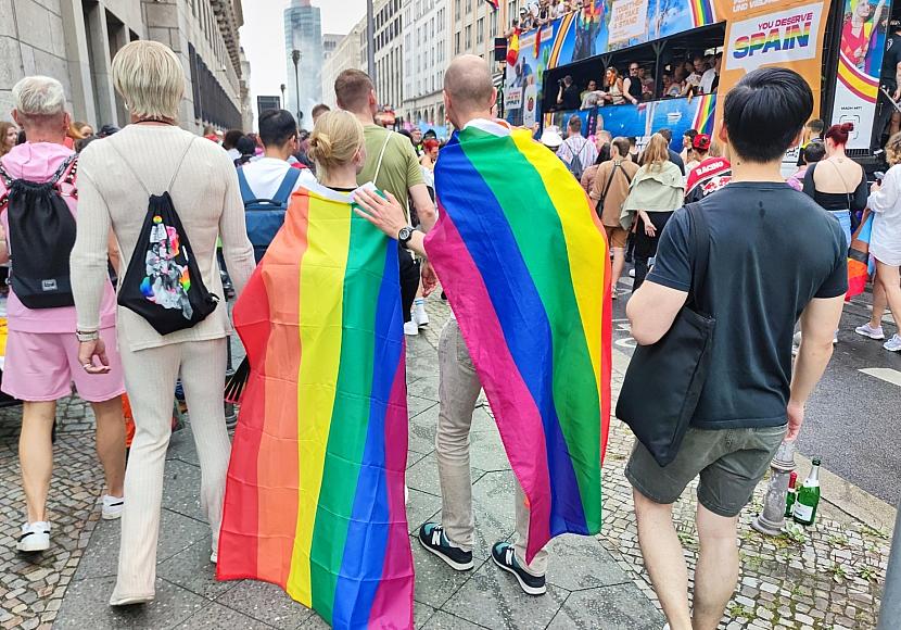 31.000 “Regenbogenfamilien” in Deutschland