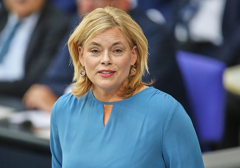 Klöckner: Nächstes Staatsoberhaupt muss Frau sein