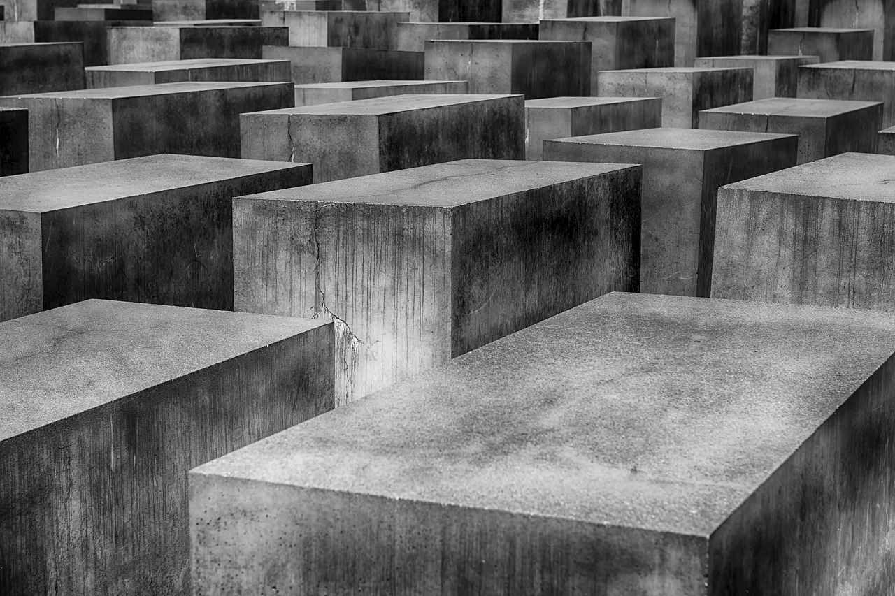 Antisemitischer Angriff in Berliner Park: Mann wegen Davidstern mit Messer attackiert
