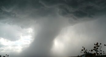 Amtliche Unwetterwarnung: Tornado-Gefahr
