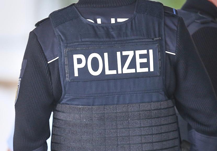 Razzia gegen rechtsradikale Gruppe in drei Bundesländern