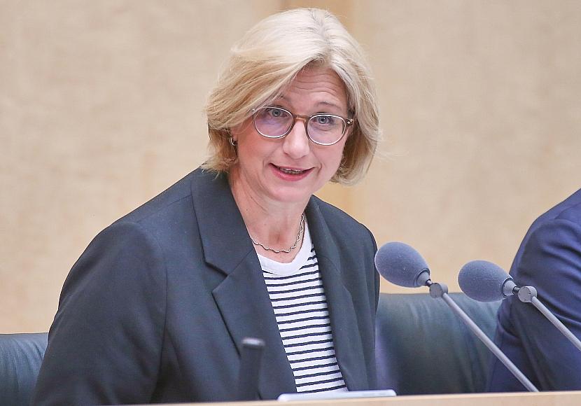 Rehlinger warnt vor „permanenten Kulturkämpfen“