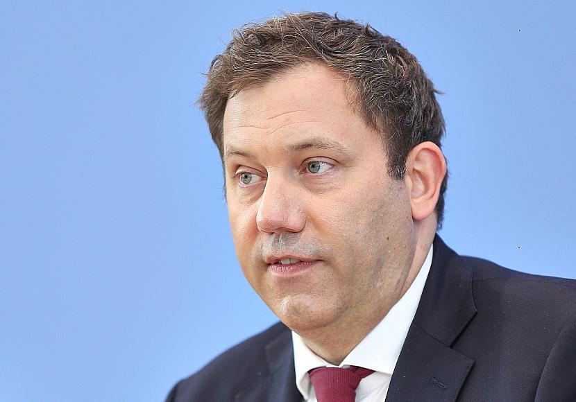 Klingbeil zu Kurzbesuch in Kiew eingetroffen