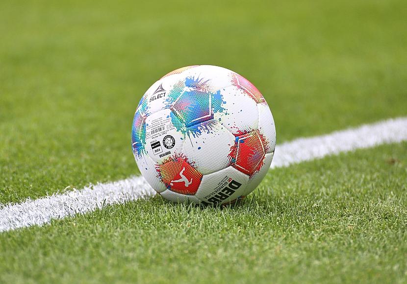 DFB-Pokal: Cottbus schlägt Hannover nach Elfmeter-Fehlschuss