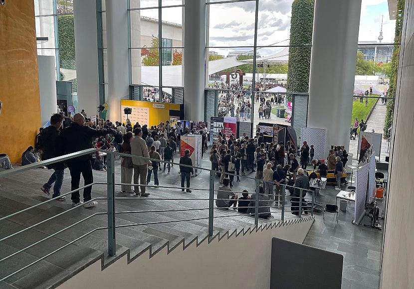 100.000 Besuche beim „Tag der offenen Tür“ der Bundesregierung