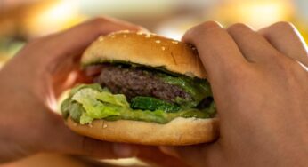 Fast Food-Riese schließt Kinder unter 16 Jahren aus!