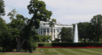 Friedensvertrag im Weißen Haus endet jahrzehntelangen Krieg