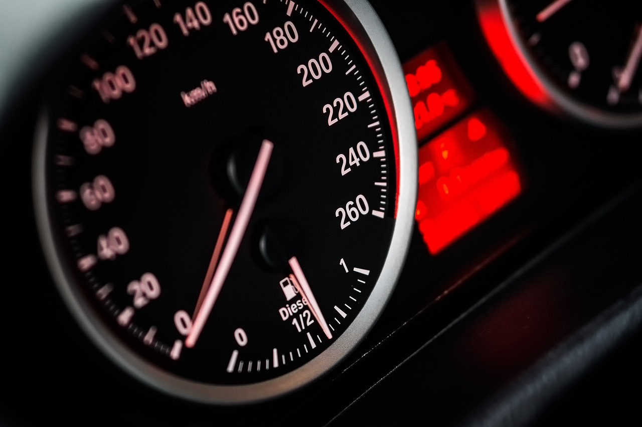 Auto vorsätzlich in eine Menschenmenge gerast