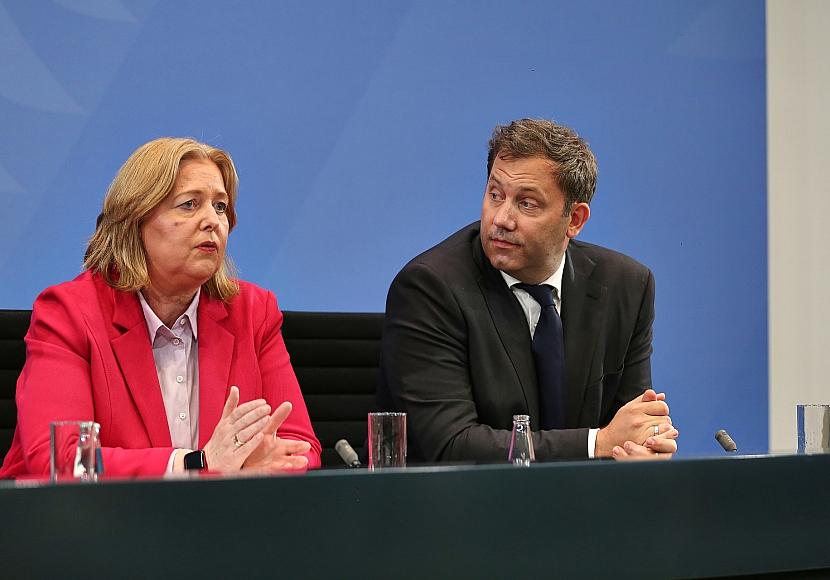 SPD-Politiker drängen Parteispitze zu Offensive