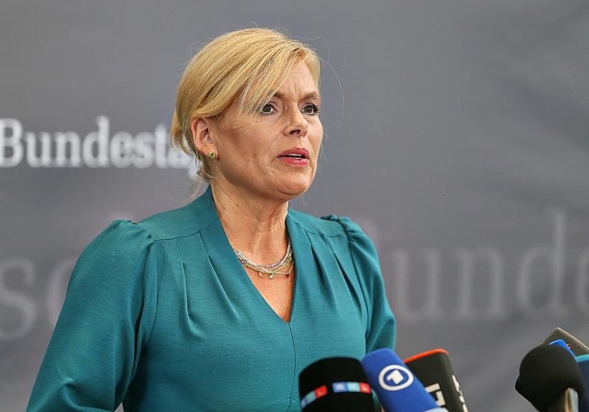 Klöckner hält schärfere Regeln im Bundestag für dringend notwendig
