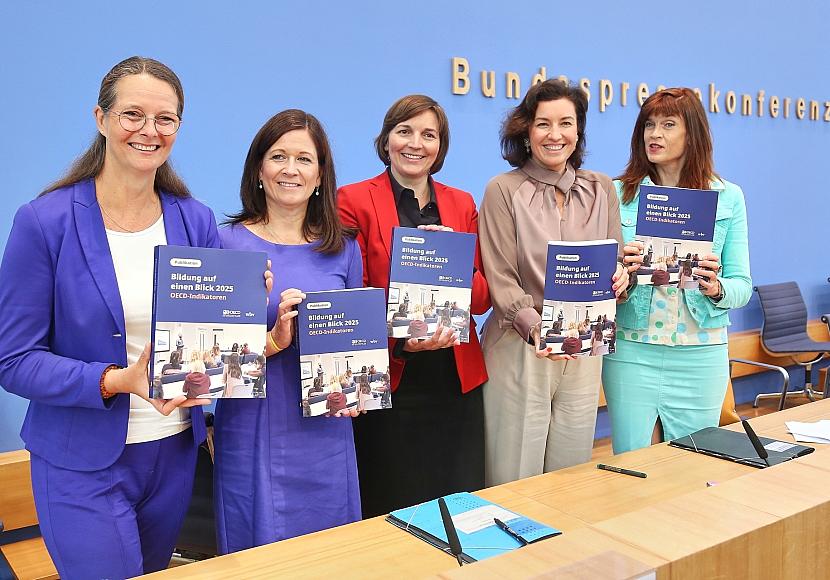 OECD-Studie: Bildungsniveau auf Allzeithoch – Barrieren bleiben