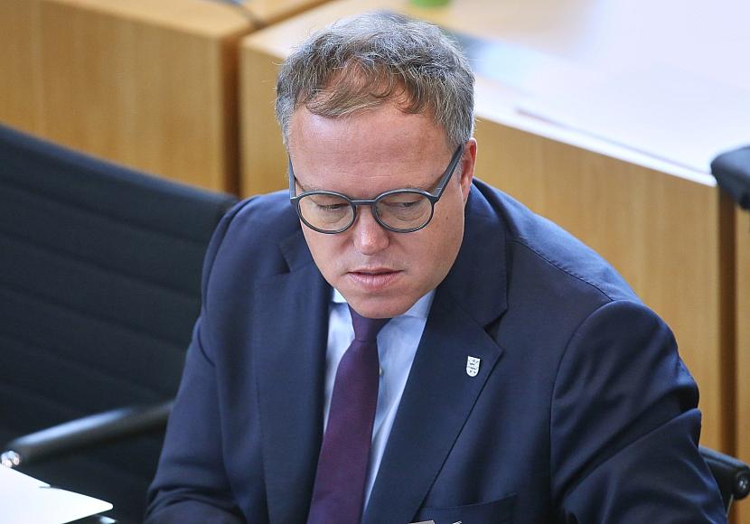 Voigt will Cannabis-Gesetz ohne Evaluation abschaffen