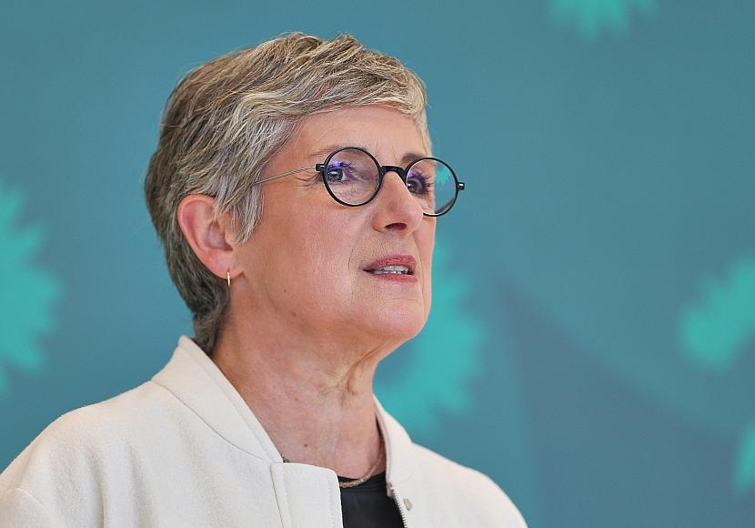 Haßelmann kritisiert mögliche Verteuerung des Deutschlandtickets