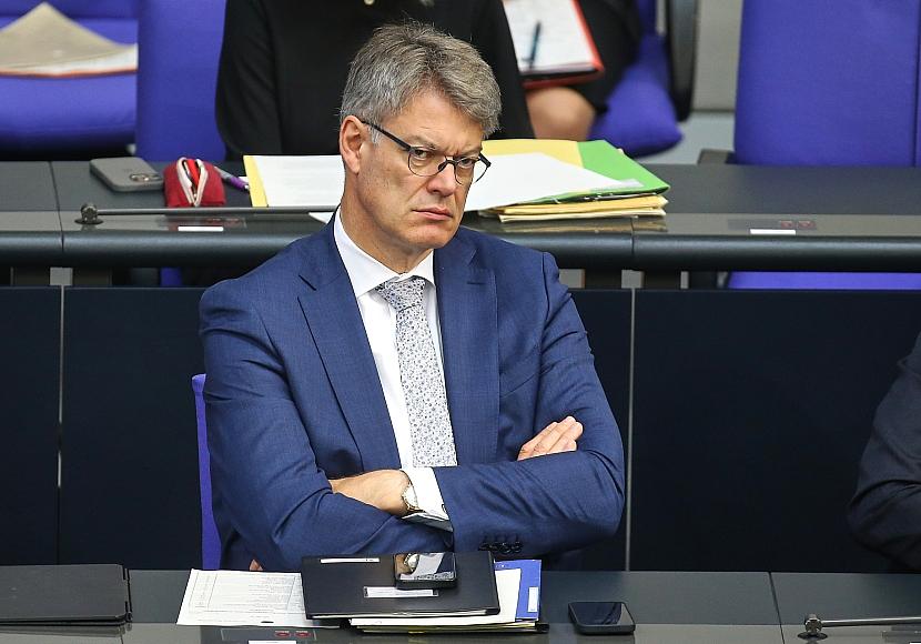 DB-Betriebsratschefin kritisiert Schnieder in internem Schreiben