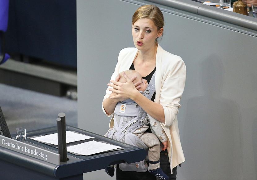Steinmüllers Bundestagsrede mit Baby war spontane Aktion