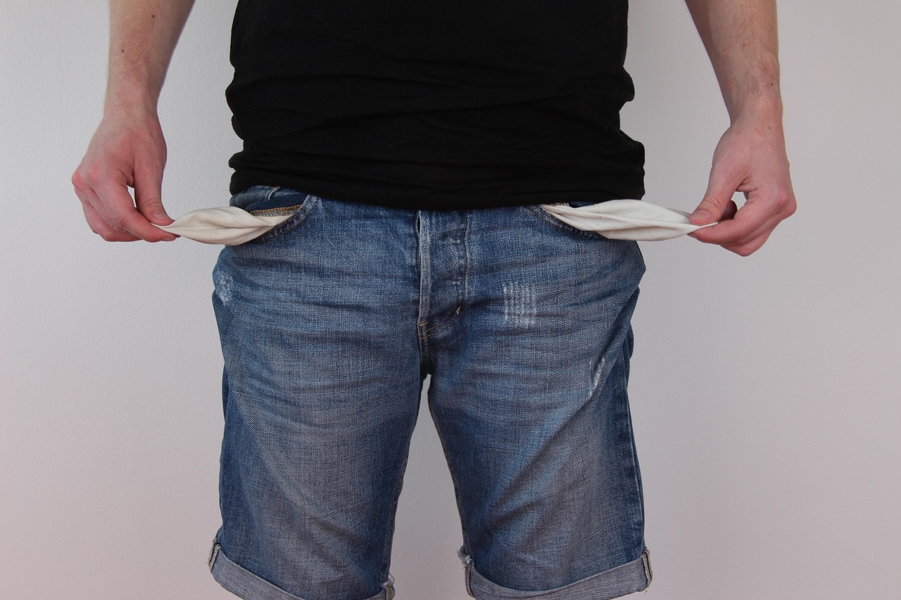 Studie schlägt Alarm: Deutsche Bürger verschwenden jedes Jahr 18 Milliarden Euro