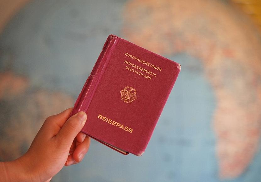 Bundestag verlangsamt Einbürgerung gut integrierter Zuwanderer