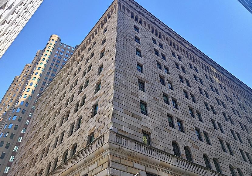 Cleveland-Fed warnt vor zu schnellen Zinssenkungen in den USA