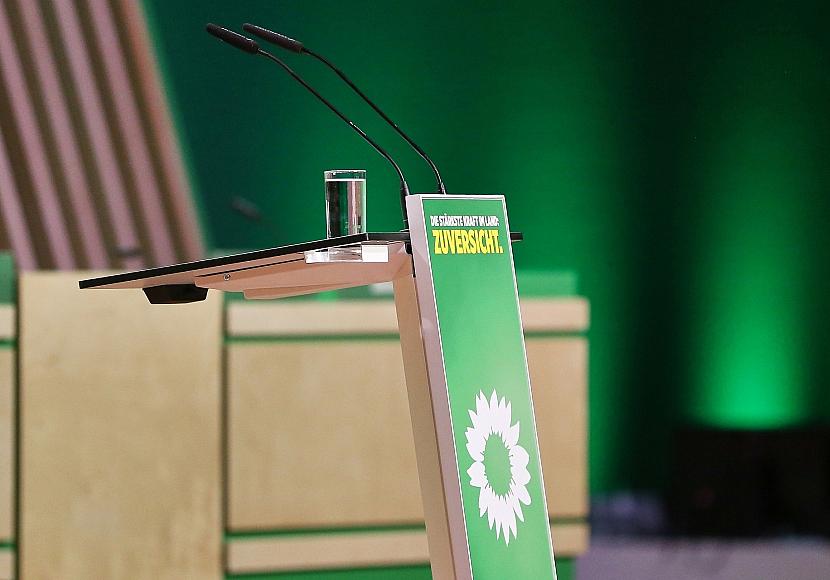 Prominente Grüne wollen „verpflichtendes Gesellschaftsjahr“