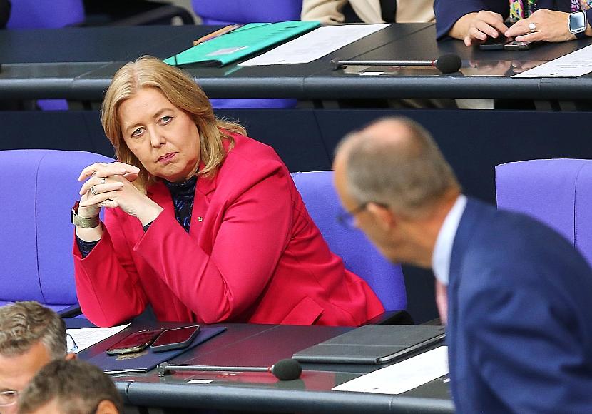 Kabinett beschließt am Mittwoch höhere Beiträge für Gutverdiener