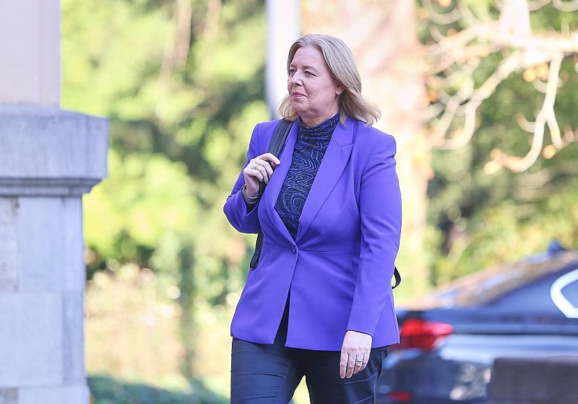 Bas stimmt Eckpunkte für „Work-and-Stay-Agentur“ mit Kollegen ab