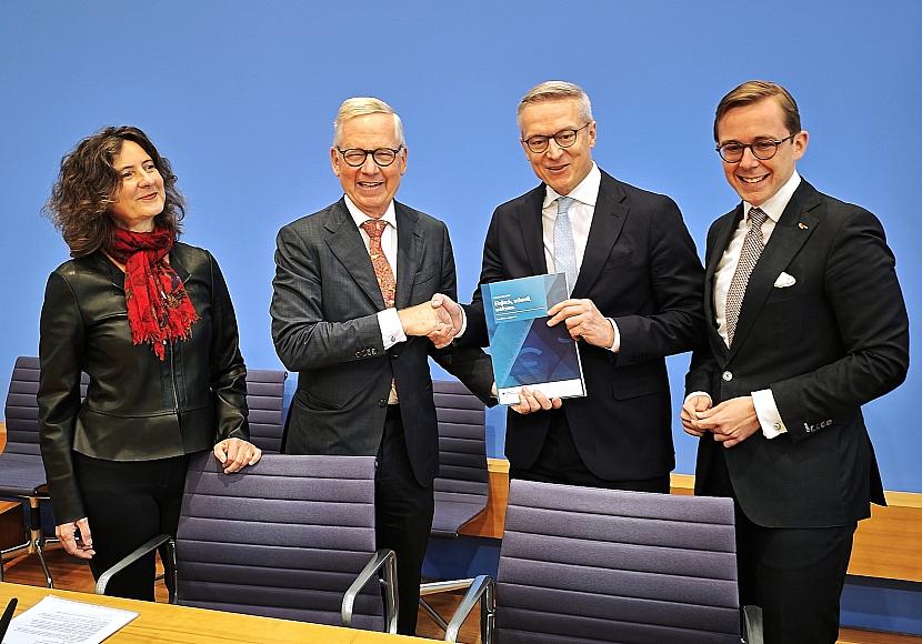 Normenkontrollrat fordert striktere Maßnahmen gegen Bürokratie