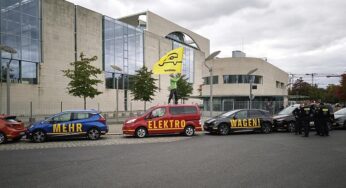 Auto-Gipfel: Greenpeace pocht auf zügigen Umstieg auf E-Mobilität