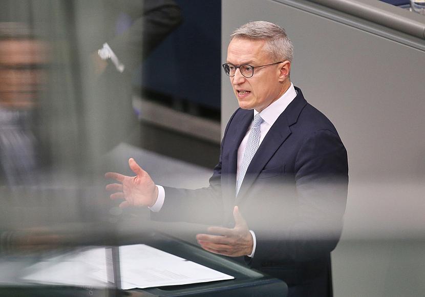 Wildberger kündigt „Entlastungskabinett“ für den 5. November an