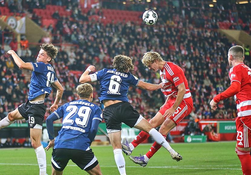 DFB-Pokal: Union gewinnt gegen Bielefeld erst in Verlängerung