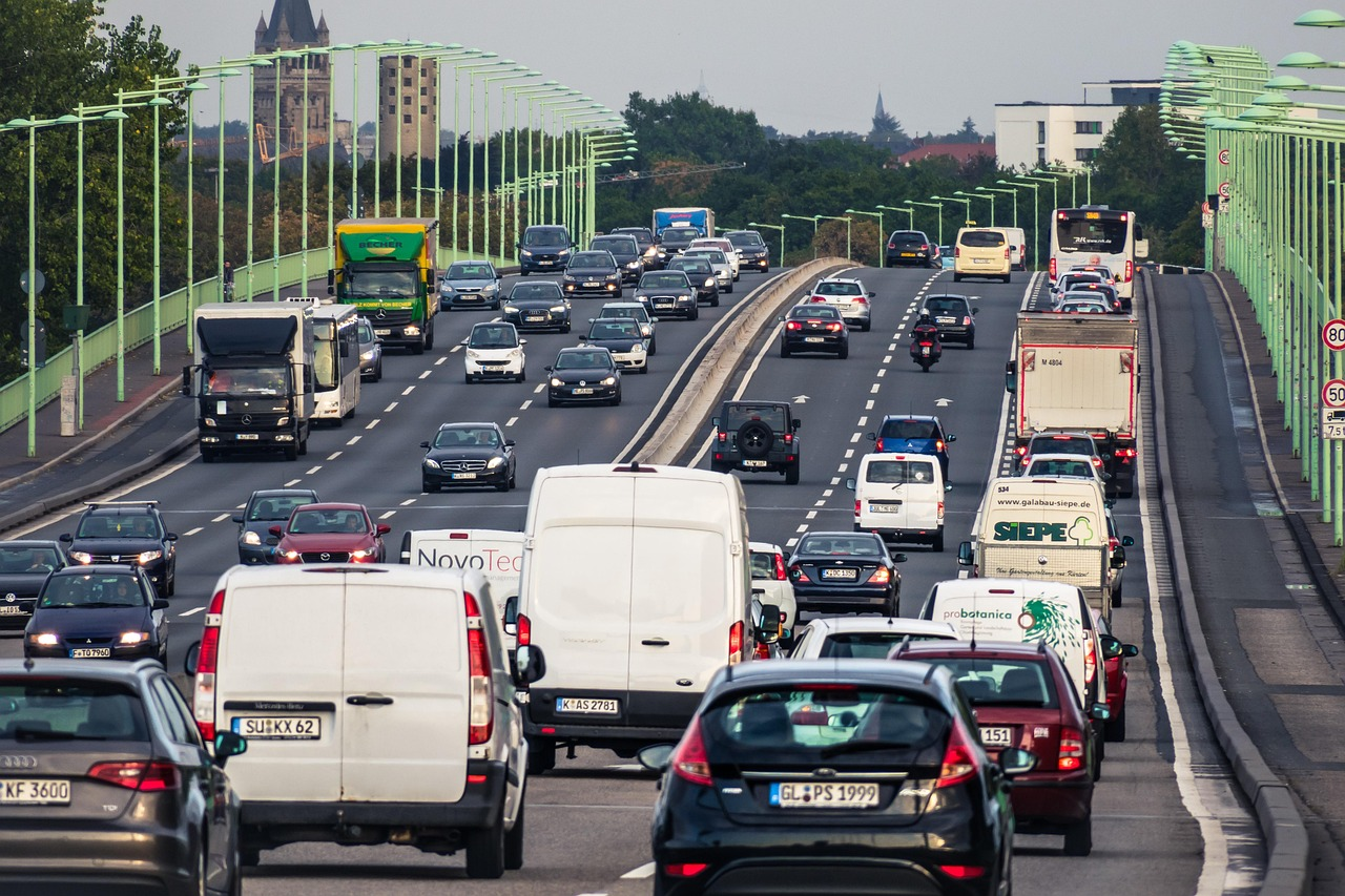 Frecher Raubüberfall mitten auf der Autobahn