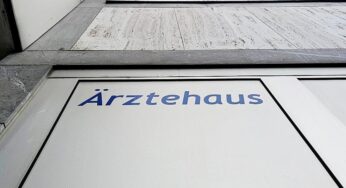 Krankenkasse weist Unternehmen Verantwortung für Krankenstand zu
