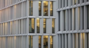 Jedes zweite Unternehmen nutzt kostenpflichtige Cloud-Services