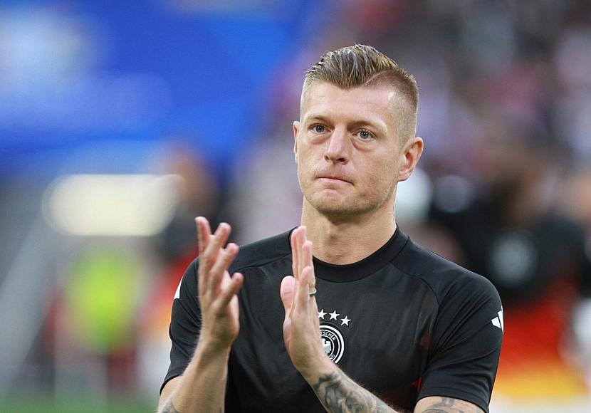 Steinmeier verleiht in Madrid Verdienstkreuz an Toni Kroos