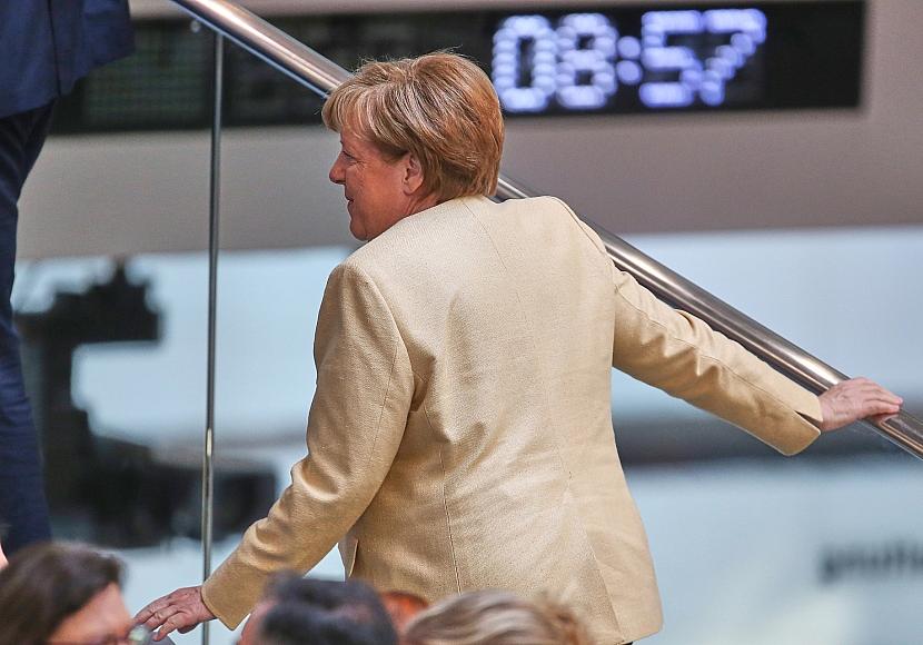JU-Chef Winkel kritisiert Angela Merkel