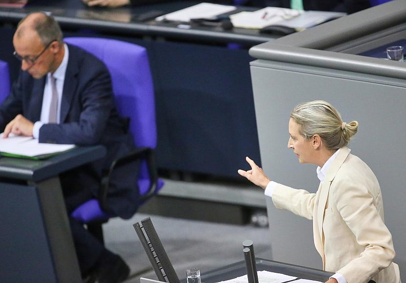 Insa: Union zieht in Wählergunst wieder mit AfD gleich