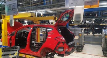 Klingbeil warnt Autobauer vor Festhalten am Verbrenner