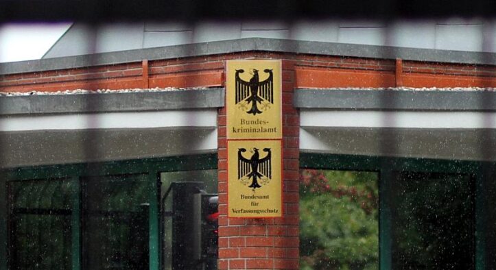 Ex-Verfassungsschutzchef: Geheimdienst soll auch Kinder beobachten