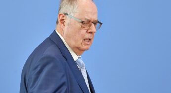 Peer Steinbrück fordert umfassende Reform des Sozialstaats