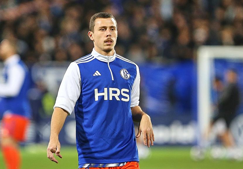 2. Bundesliga: Tabellenführer Schalke gewinnt gegen Nürnberg