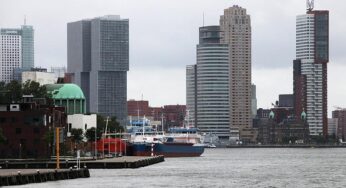 Hafen Rotterdam stellt sich auf gesunkene Umschlagmenge 2025 ein