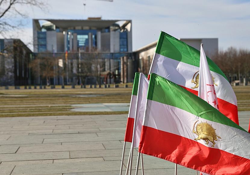 E3-Staats- und Regierungschefs fordern Iran zu Verhandlungen auf