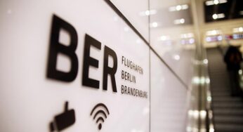 Blitzeis legt Betrieb am Flughafen BER weiter lahm