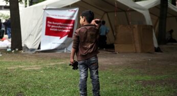 Opposition wirft Regierung Asyl-Reform auf Kosten von Kindern vor