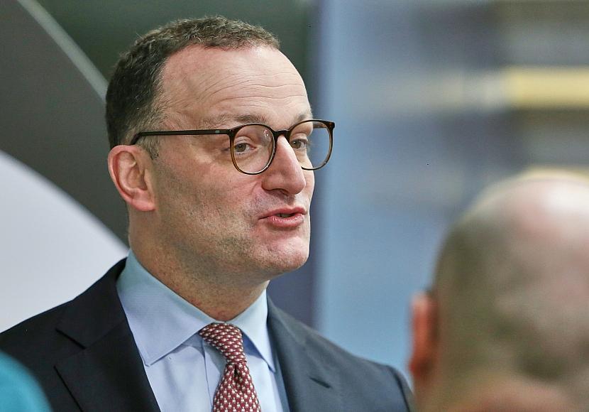Spahn: Chatgruppe mit AfD im EU-Parlament „muss Konsequenzen haben“