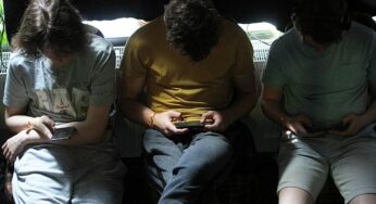 Ulrich Wickert fordert Beschränkung von Social Media