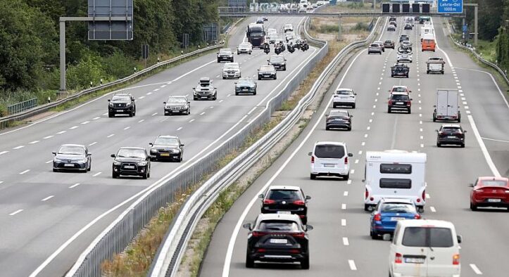 Beiträge zu Kfz-Versicherung steigen mit zunehmendem Alter deutlich